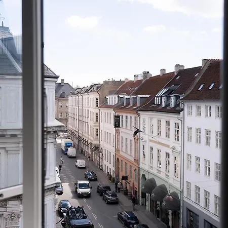 Spacious 6 Pax Kgs Nytorv Nyhavn Elevator Copenhagen